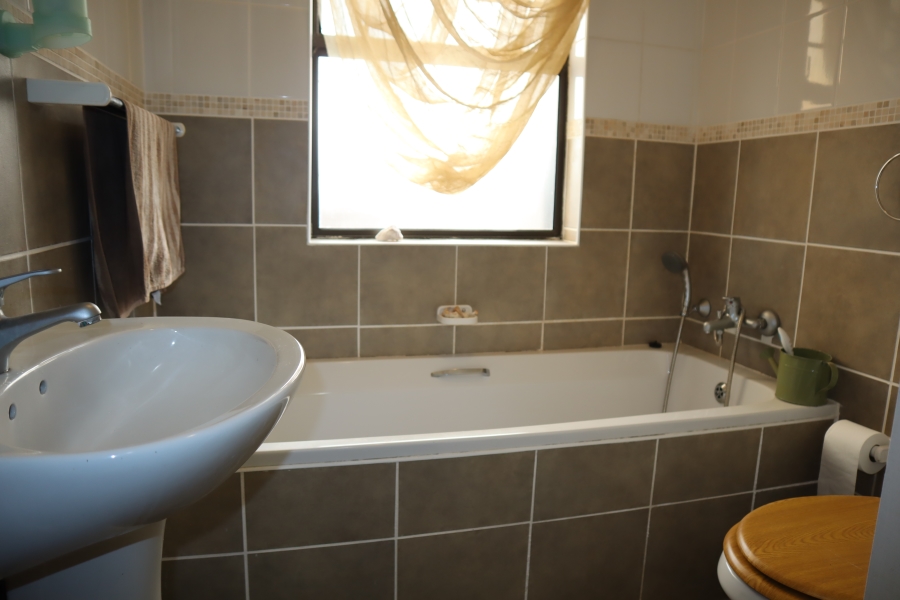 2 Bedroom Property for Sale in C Place Eastern Cape
